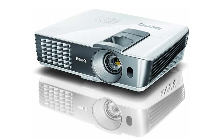 Review of BenQ W1070 3D Home Theater Projector